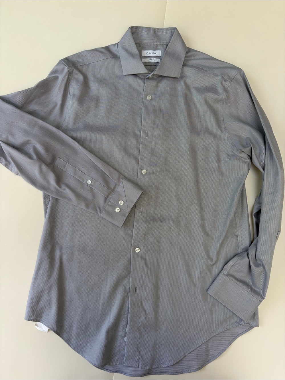 Calvin Klein Men's Light Gray Long-Sleeve Dress Shirt